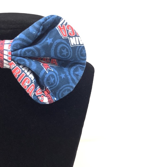 Captain America Blue Handcrafted Bow Tie - Comic Book Collection - Picture 3 of 7
